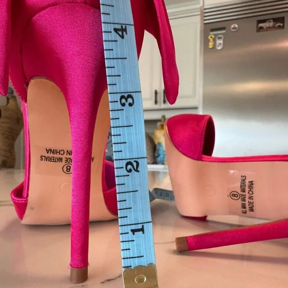 Pink Bow Heels - Picture 7 of 7